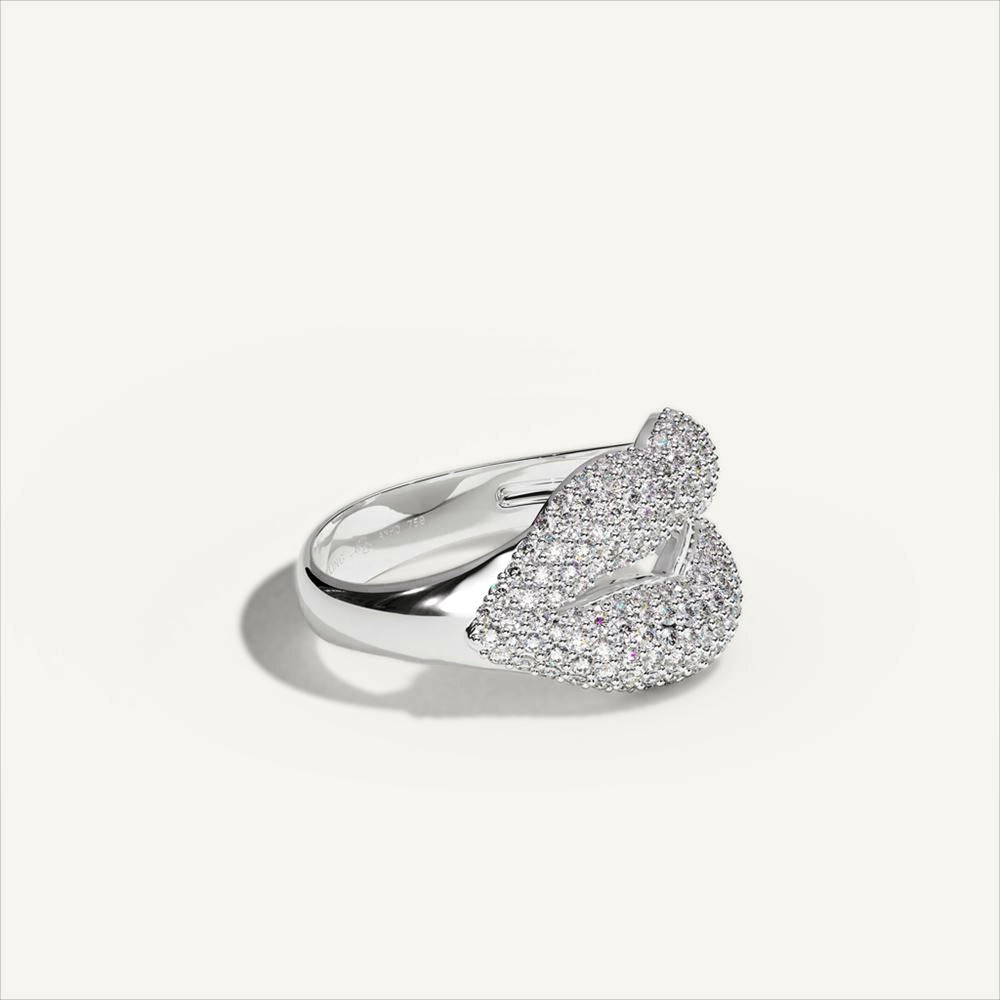 Just Lips Pavé Ring – White Diamonds – retusch