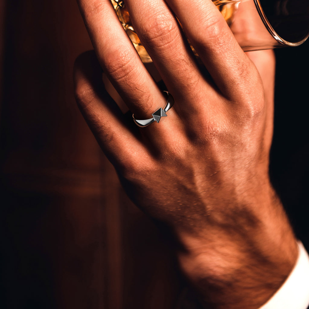 Meroe Band Ring