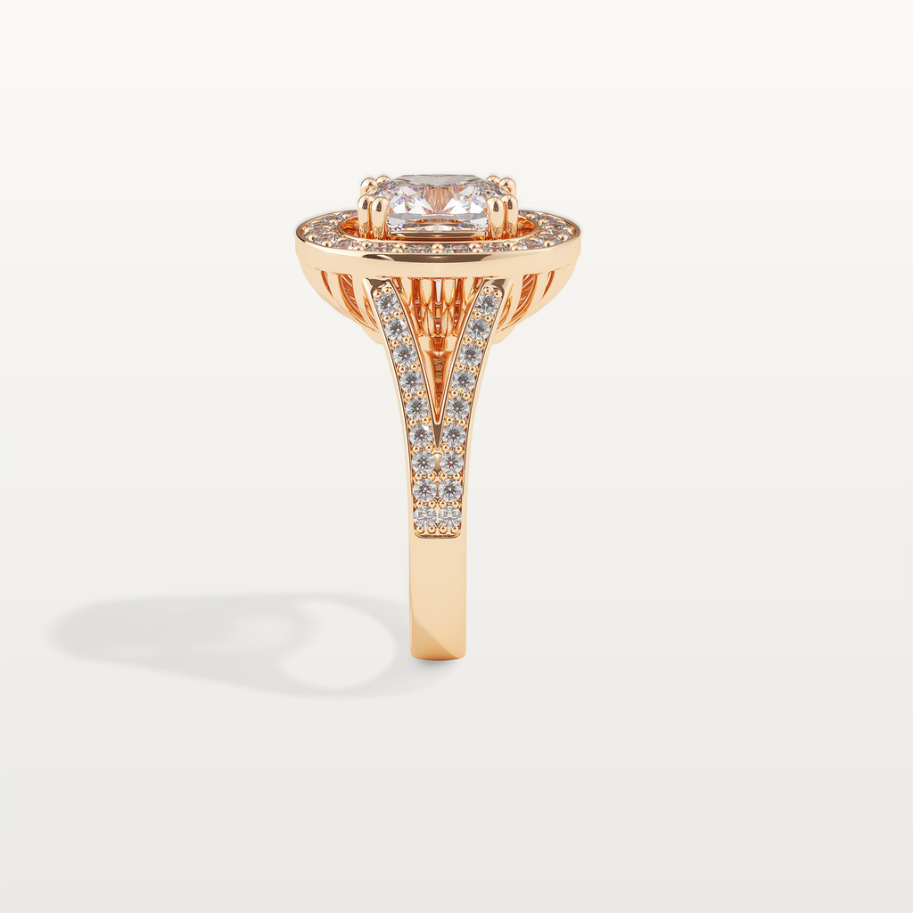 Cusion Halo Diamond Ring