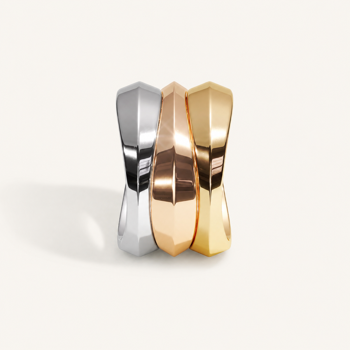 Crest Band Ring