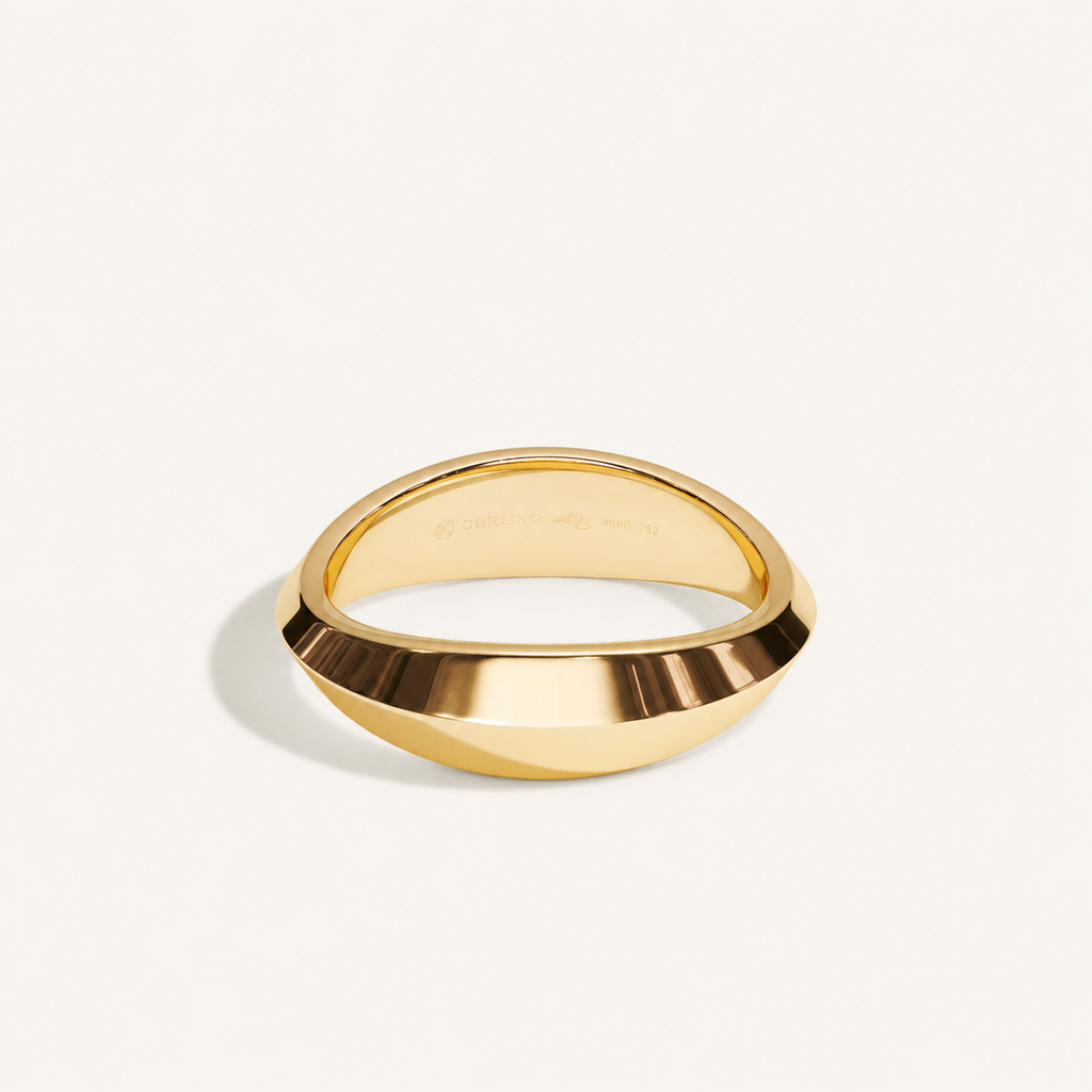 Crest Band Ring