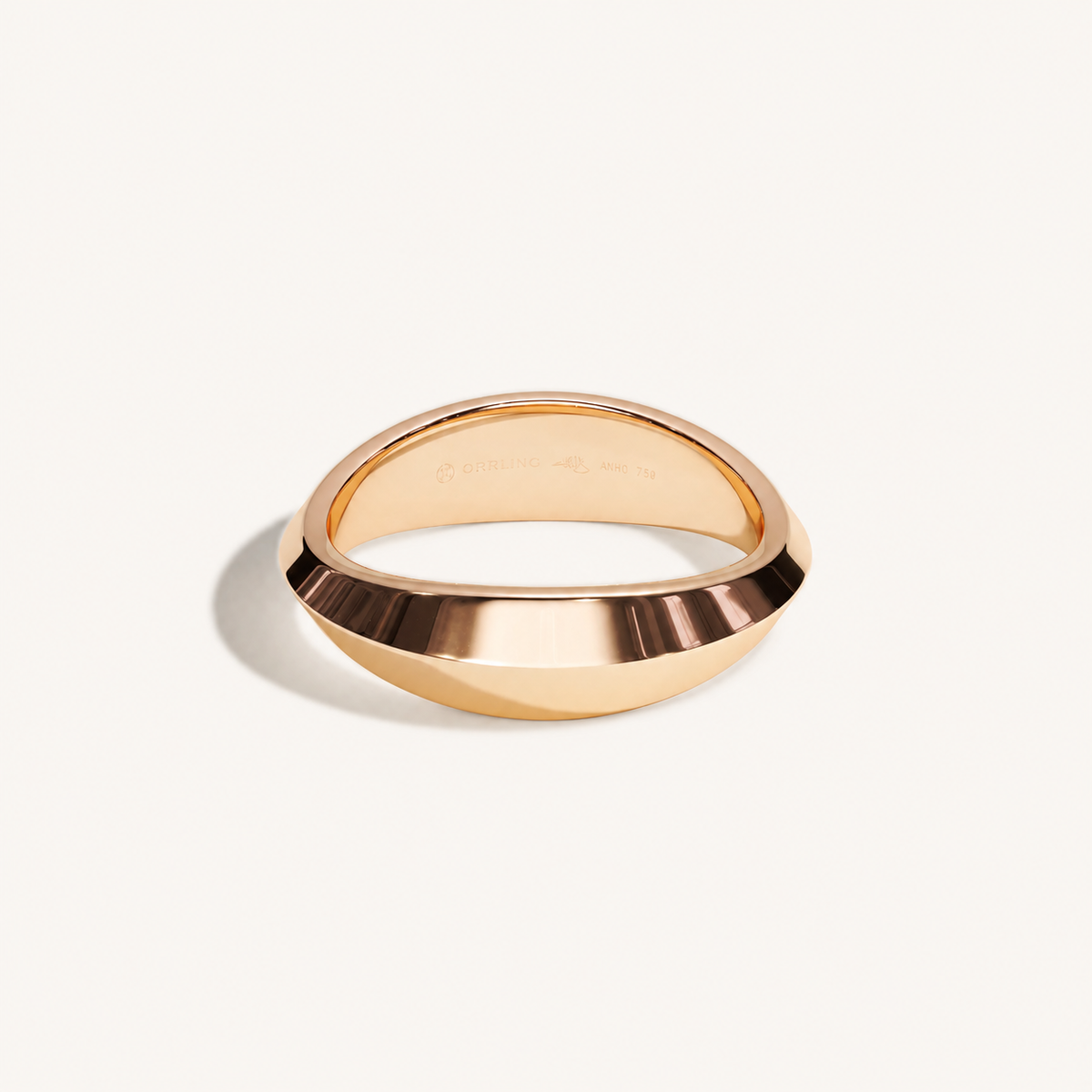 Crest Band Ring