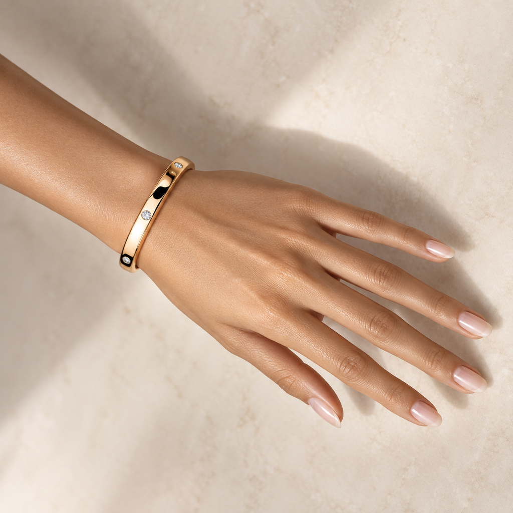 The Frame Cuff