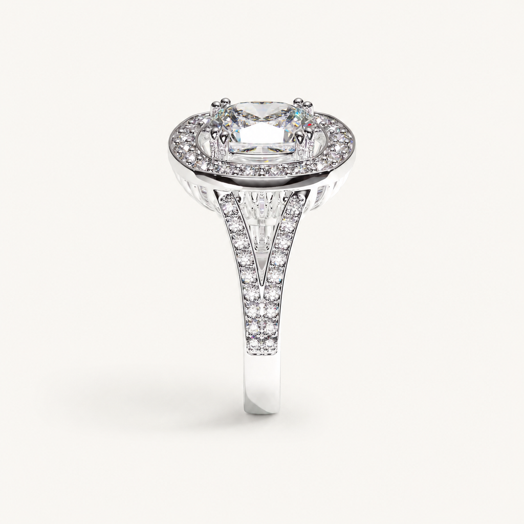 Cusion Halo Diamond Ring