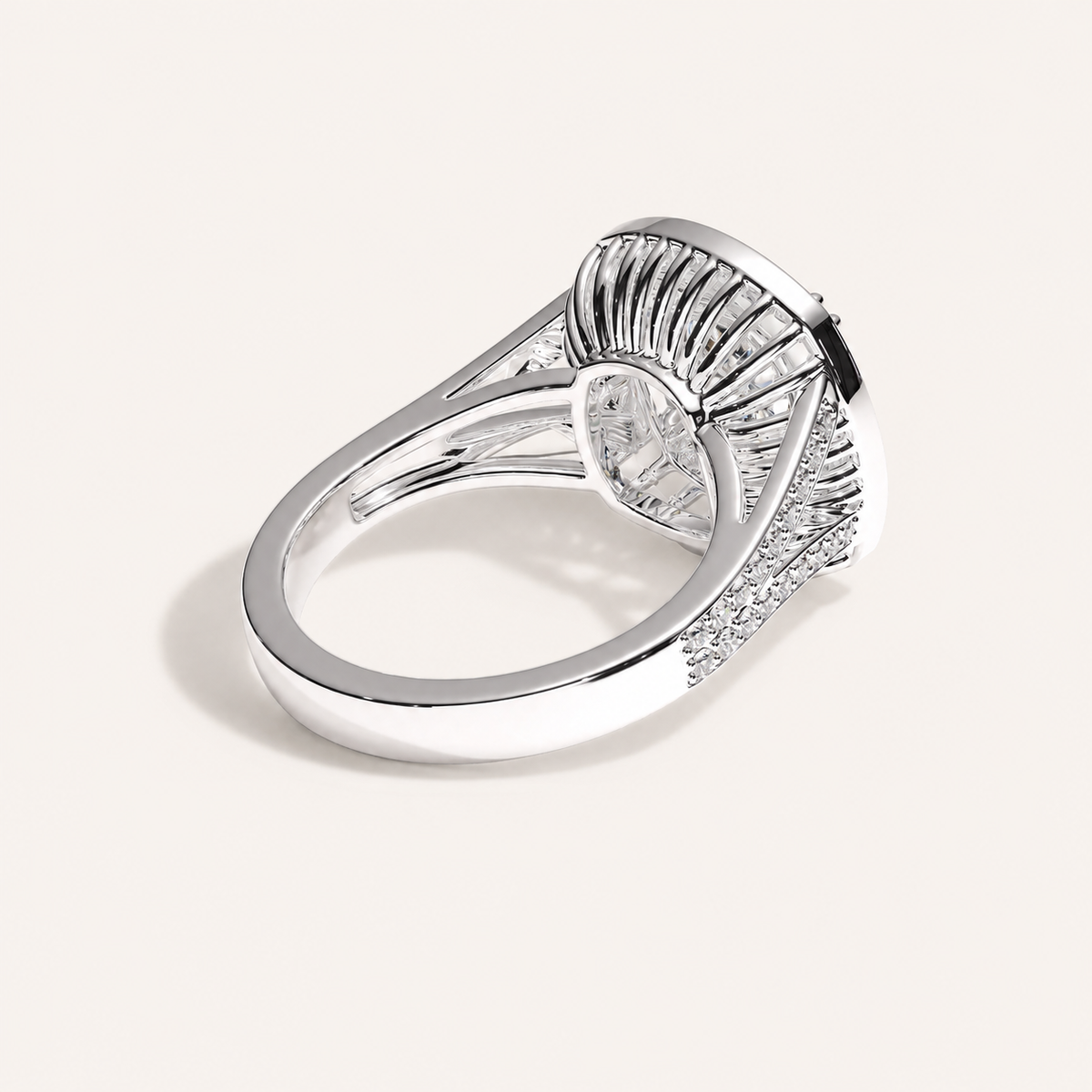 Cusion Halo Diamond Ring