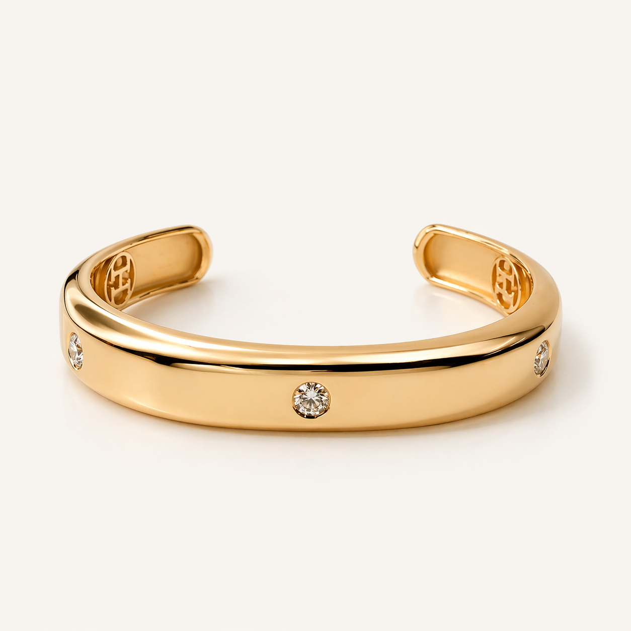 The Frame Cuff