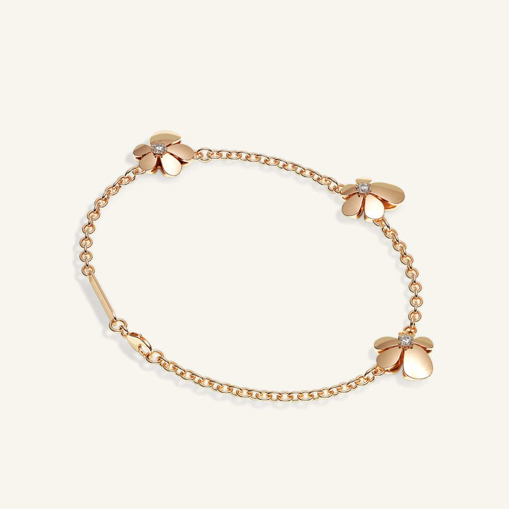Gisela Three Flower Bracelet –  product view 2