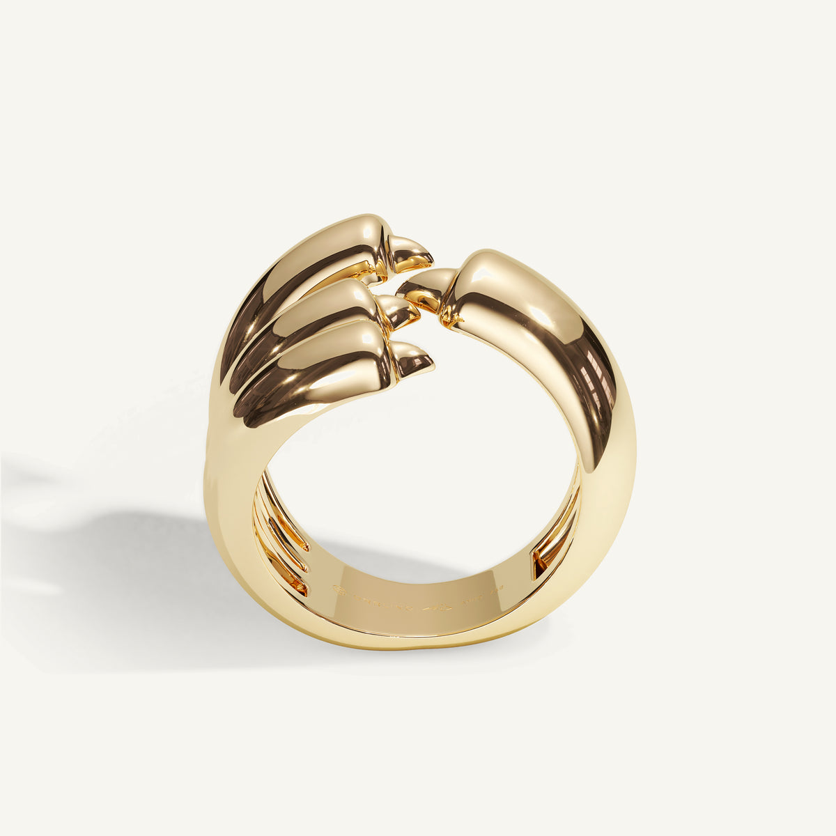 Griffe Clutch Ring – Yellow Gold – view 2