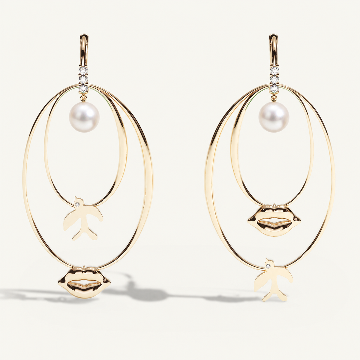 Just Lips Little Nomad Chandeliers with 6 mm white pearls, view 1