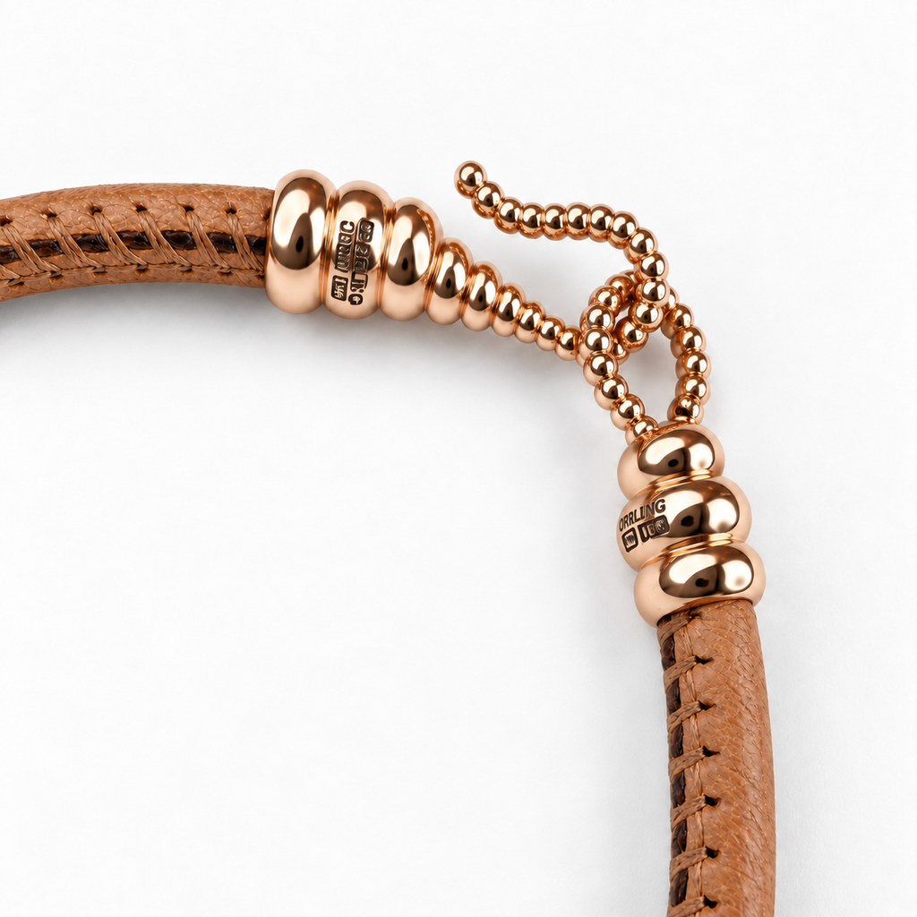 Molekule Hook Bracelet in Tobacco Brown European calfskin with 9K rose gold hook, clasp detail